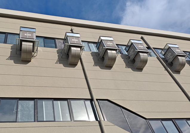 大型鞋廠降溫通風(fēng)安裝星科環(huán)保空調(diào)