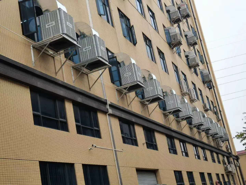 大型工業(yè)廠房車間降溫安裝環(huán)保空調(diào)-加高機(jī)款